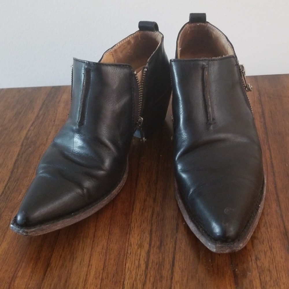 Frye Sacha Moto